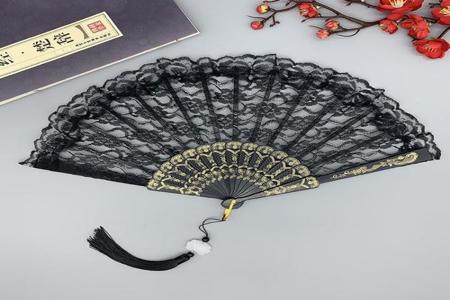 和平精英密室挂墙上的扇子过矮墙(和平精英密室两个扇子过墙)